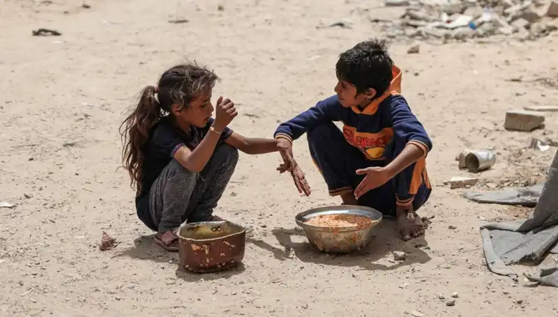 Gazze'de Dört Yaşındaki Çocuğun Ölümü Ailelerin Acısını Derinleştiriyor