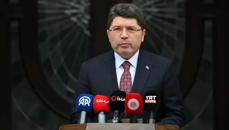 İmralı Heyeti Adalet Bakanı Tunç ile Tarihi Görüşme Yapıyor