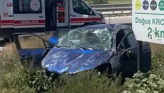 Kontrolden Çıkan Araç Takla Attı, Yaralıların Durumu Merak Ediliyor