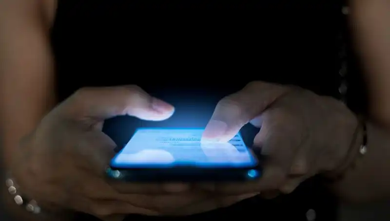 Narsisizmin Gizli İşareti: Telefon Bağımlılığı Hakkında Şaşırtıcı Bulgular