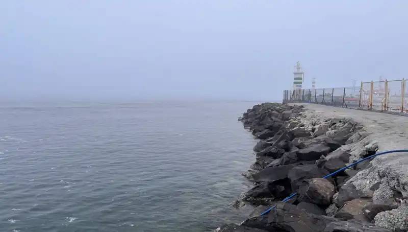 Çanakkale Boğazı'nda Karanlık Sis: Geçişler Neden Durduruldu?