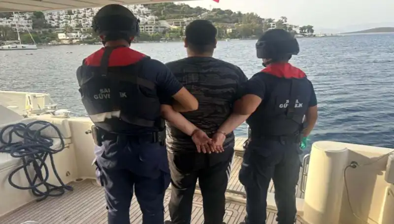 Cinayetten Aranan Casper Çetesi Üyesi Polisi Sıfırlaştı: Olayın Ardındaki Gerçekler