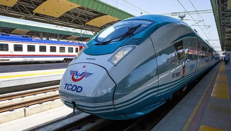 TCDD'nin Tren Makinisti Alımında Fırsatlar: Başvuru Süreci ve Şartlar