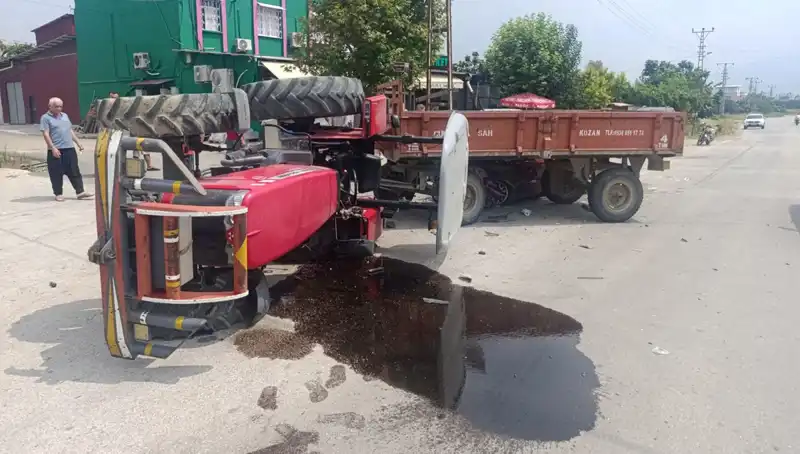 Traktör ve Otomobil Çarpıştı: Dikkat Çeken Kaza, İki Yaralı Var!