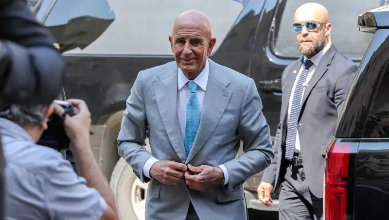 Suriye’de Sükunet Çağrısı: ABD Elçisi Barrack’tan Önemli Açıklamalar