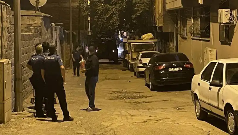 Polise Ateş Açan Şahsın Dramı: Bacaklarından Vurularak Yakalandı