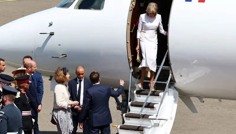 Macron Çifti Arasındaki Gerilim: Eşi Görmezden Geldi mi?