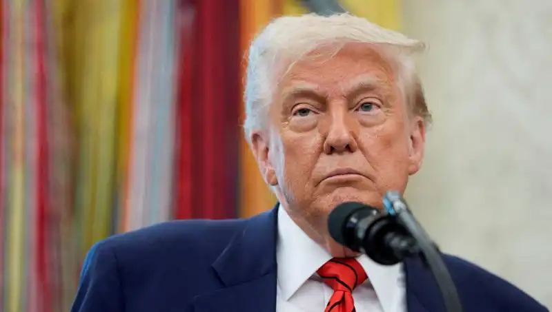 Trump, G7 Zirvesi'nden Sıradışı Bir Şekilde Ayrıldı: Beyaz Saray’da Acil Durum!