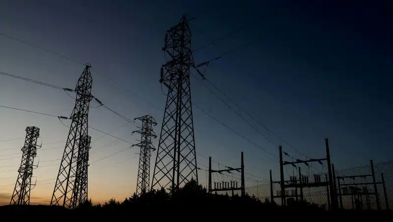 İzmir'in Çeşitli İlçelerinde Planlı Elektrik Kesintileri: GDZ'nin Açıklamaları