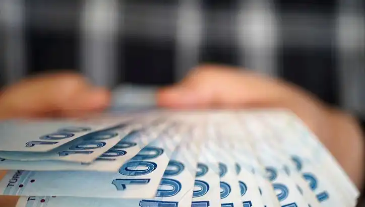 Emekli Promosyon Kampanyaları 2025: En İyi Teklifleri ve Fırsatları Keşfedin