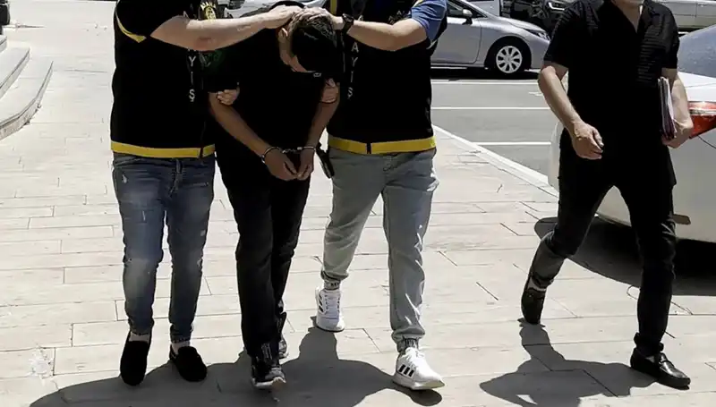 Mezarlıkta Gizemli Hırsızlık: Suçüstü Yakalanan Şahısın Hikayesi