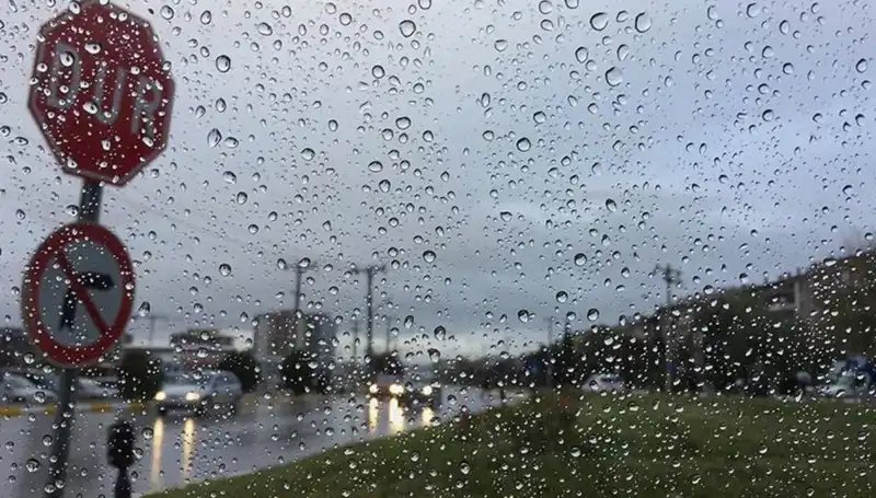 Türkiye'nin Birçok İlinde Sağanak Yağış Uyarısı: Meteoroloji'den Önemli Açıklamalar