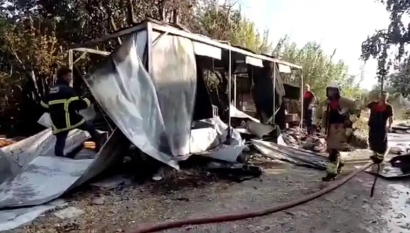 Hatay’da Ortaya Çıkan Konteyner Yangını, Kaos ve Zarara Neden Oldu