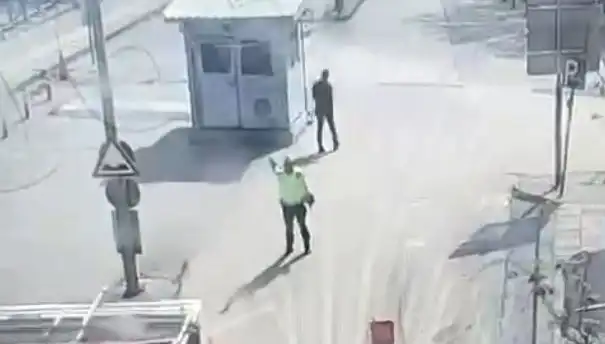 CHP Otobüsü Şoförüne Verilen Ev Hapsi Kararı Tartışma Yarattı