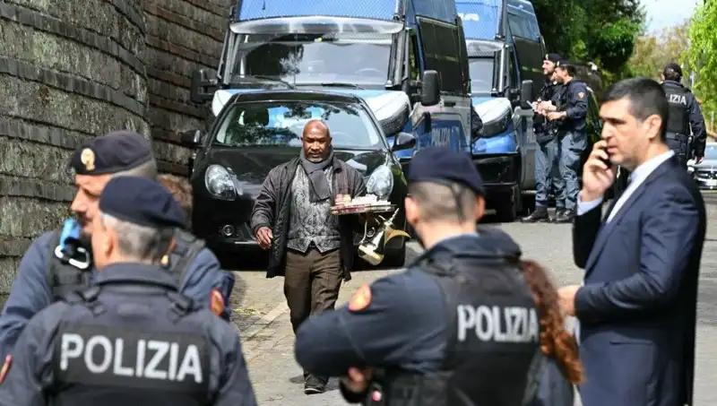 Roma'da Nükleer Görüşmeler: İran ve ABD Yeni Bir Döneme Mi Giriyor?