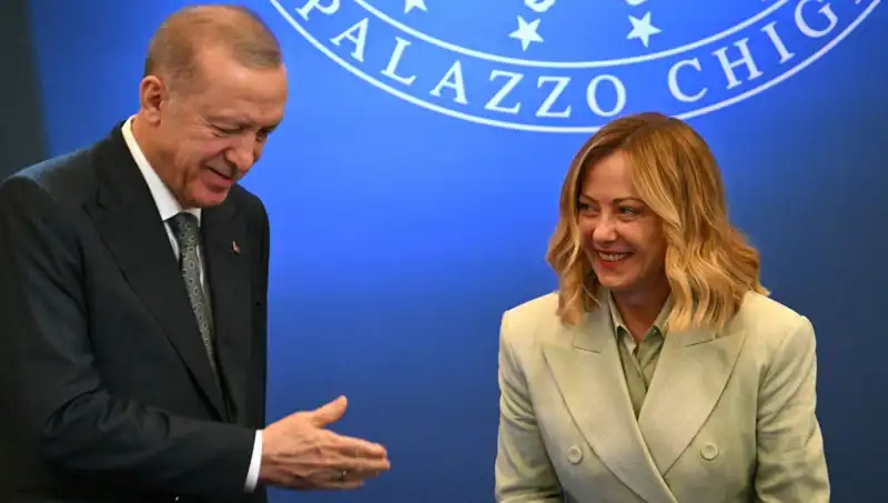 Türkiye’nin Avrupa Yolculuğunda İtalya’nın Rolü: Erdoğan Roma Zirvesi’nde Önemli Mesajlar Verdi