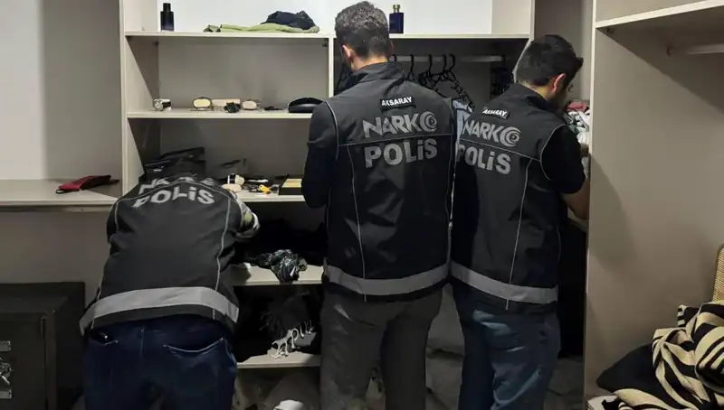 Uyuşturucu Operasyonunda F Serisi Dolarlar Ortaya Çıktı: Kaçakçılık Ağları Çökertiliyor!