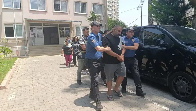 Adana'da Büyük Dolandırıcılık Operasyonu: 4 Şüpheli Tutuklandı!