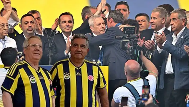 Mahmut Uslu'dan Ali Koç'a Sert İstifa Çağrısı ve Adaylık Gelişmesi
