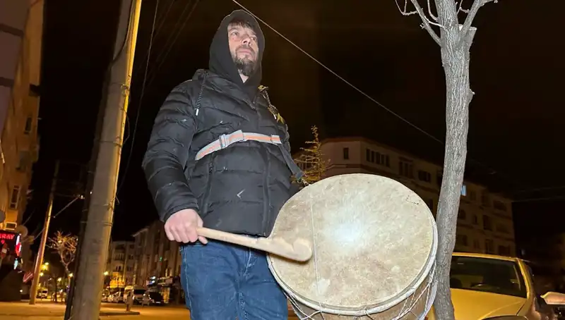 20 Yıldır Davul Çalan Usta, Ek Gelir Olarak Davul Çalmanın Faydalarını Anlatıyor